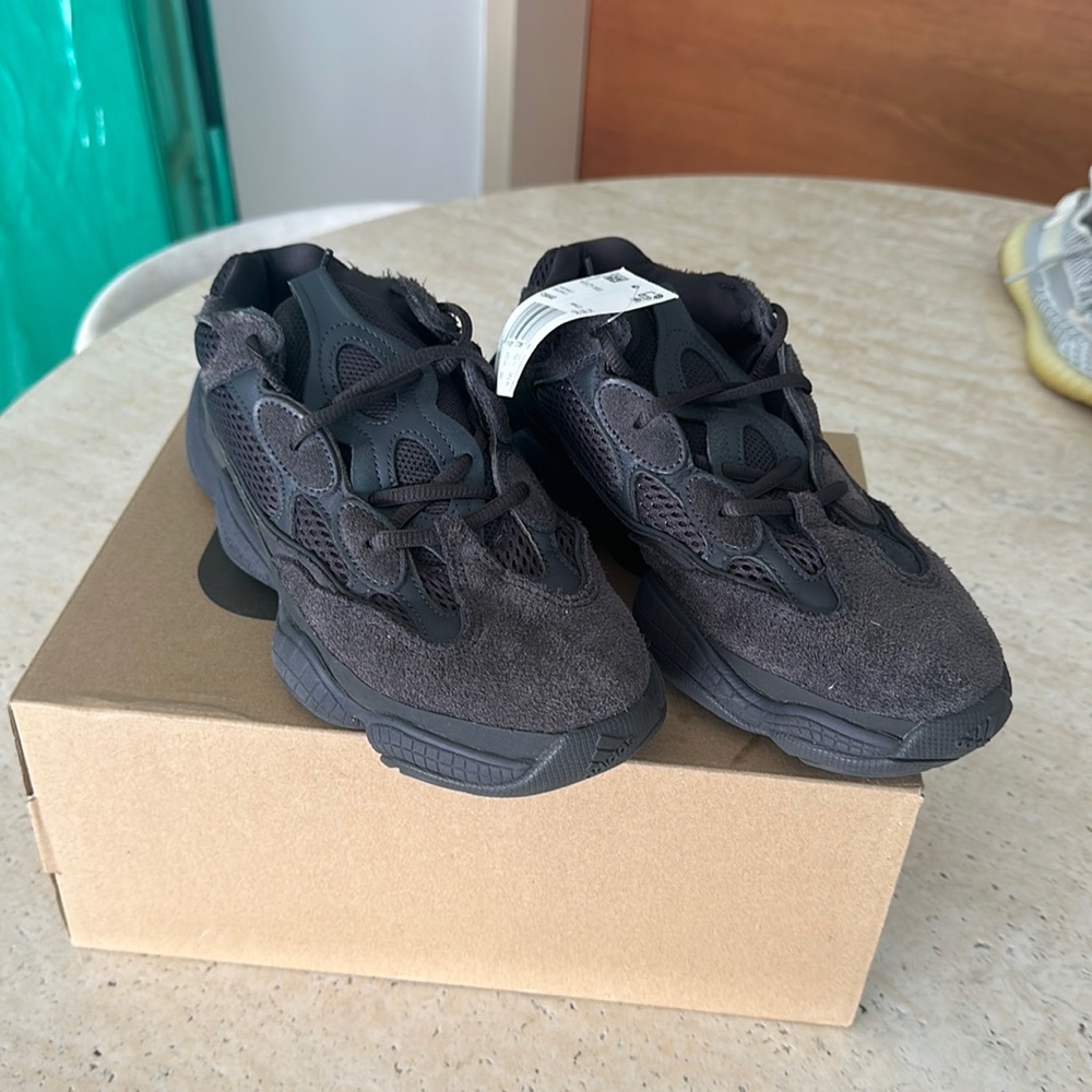 Yeezy 500